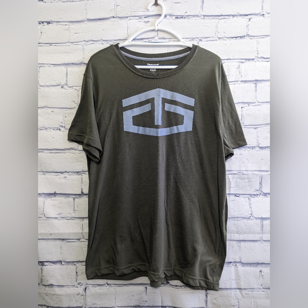 TapouT Olive Green T Shirt Men's Size Large